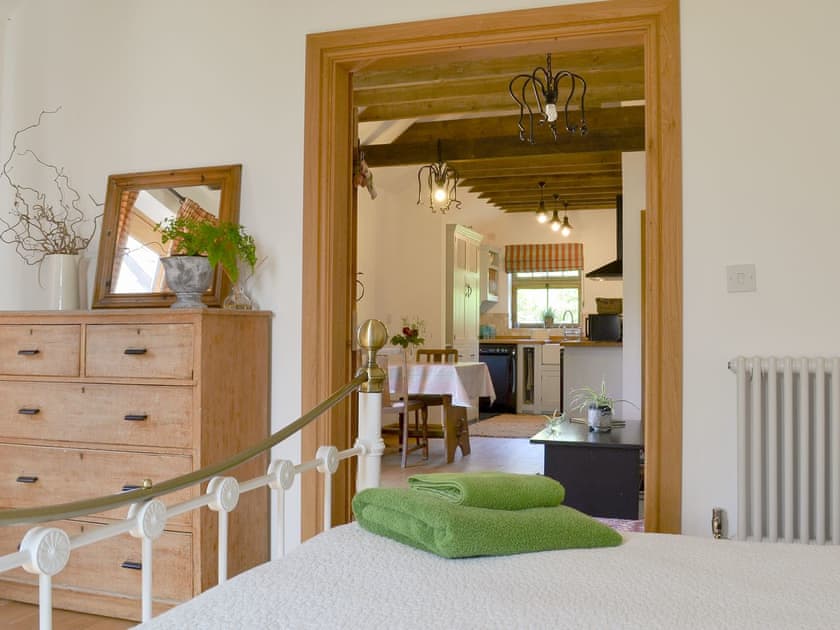 Comfortable double bedroom | Cowslip Cottage - Wildmore Cottages, New York, near Boston