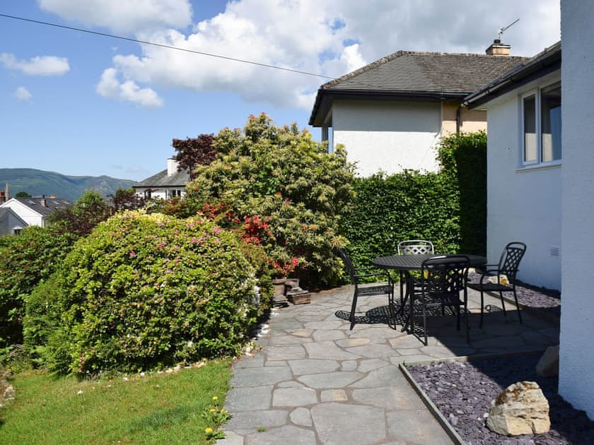 Sitting-out-area | Brandelhow, Keswick