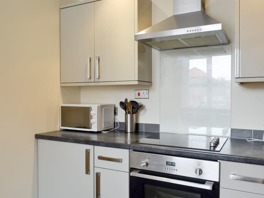 Fully fitted kitchen | Mews Cottage, Bridlington
