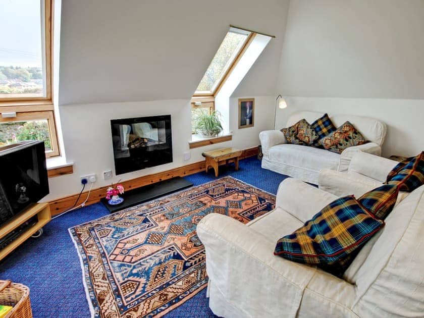 Beautifully presented open plan living space | Garden Cottage, Linlithgow, near Edinburgh