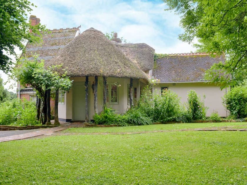Maunsel House Estate Cottages - Dairy Mead Lodge