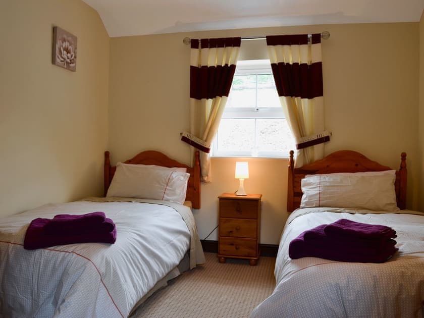 Twin bedroom | Dolfran Bach, Dolwen, near Betws-yn-Rhos, Abergele