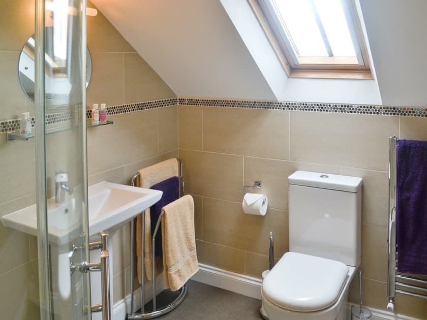 Family bathroom | Seatoller, Kettleness near Whitby