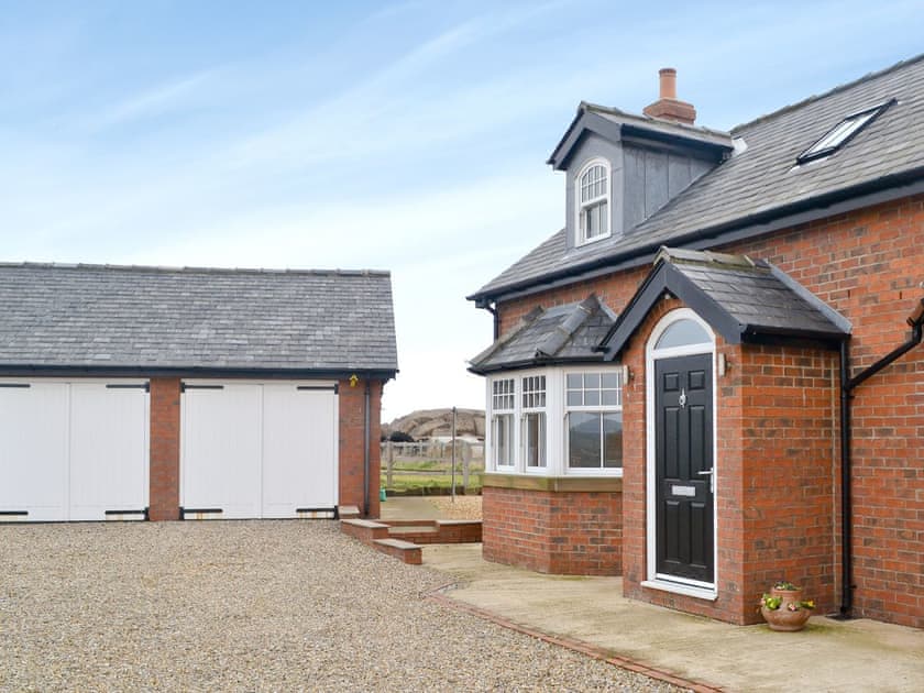 Lovely holiday home | Seatoller, Kettleness near Whitby