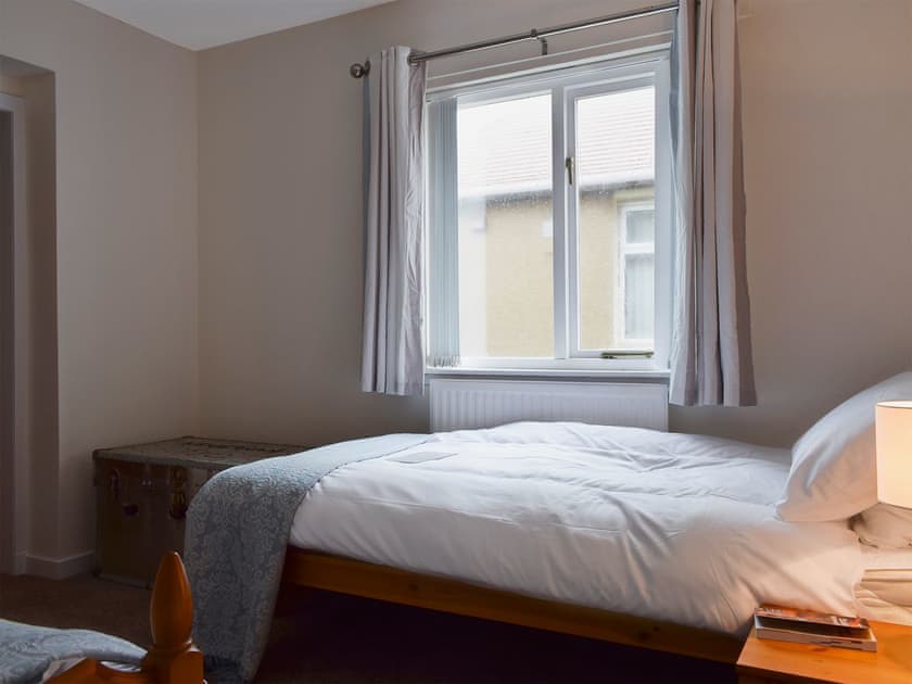 Twin bedroom | Kannier Cottage, St Monans, near Anstruther