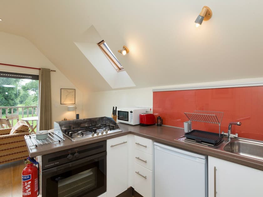 Fully-appointed kitchen in open-plan living space | Canal Central, Maesbury Marsh, near Oswestry
