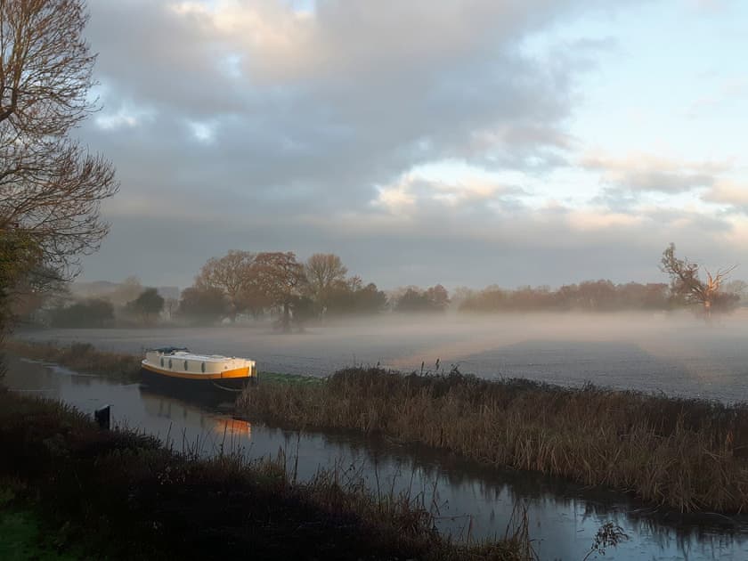 Crisp spring morning view over the canal | Canal Central, Maesbury Marsh, near Oswestry