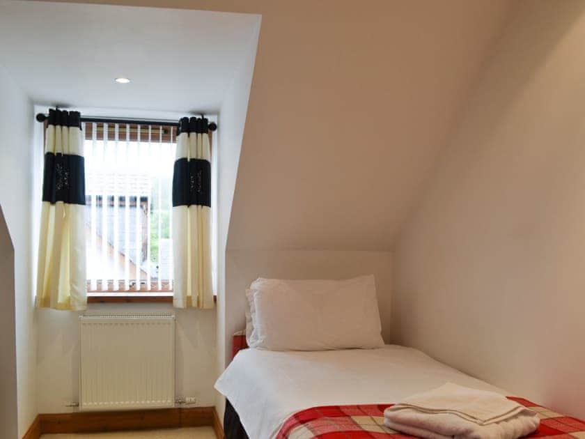 Single bedroom | Clunnie Mor - Allt Mor Cottages, Aviemore