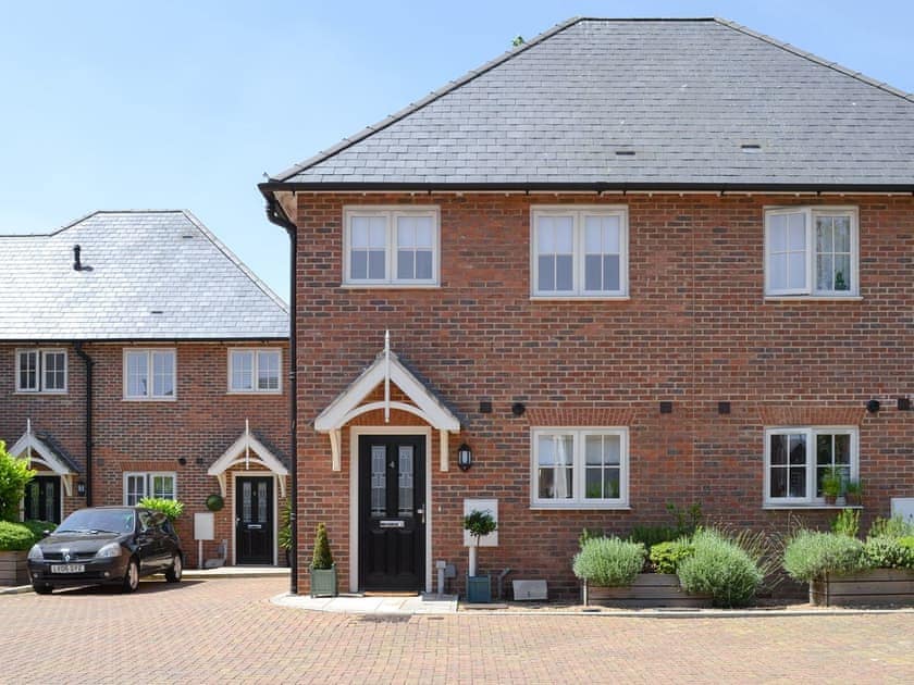 Lovely semi-detached holiday home  | The Jolly, Whitstable