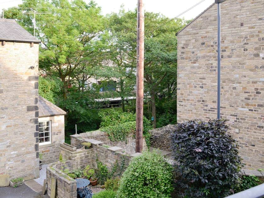 Lovely view over to the canal from the balcony | Back o’ the Beck, Skipton