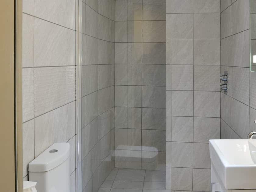 Modern shower room | Back o’ the Beck, Skipton
