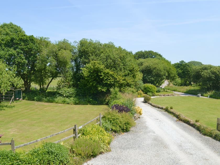Lovely views of the entrance lane and grounds | Old Nog Cottage - Stowford Lodge Holiday Cottages, Langtree, near Great Torrington
