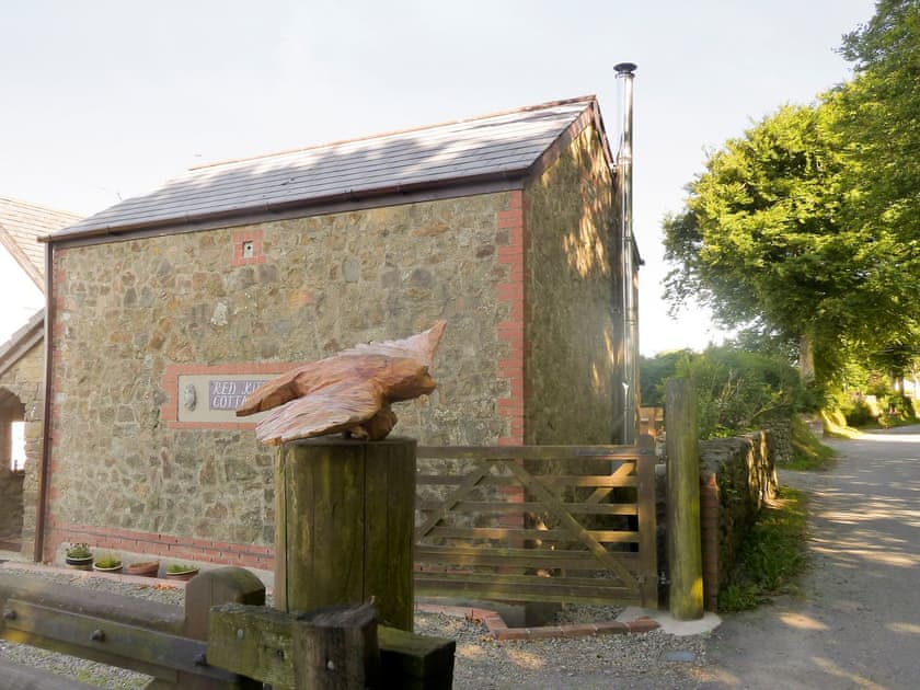 Tranquil holiday location | Red Kite Cottage, Maesymeillion, near New Quay
