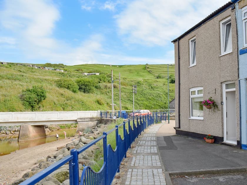 Exterior | Cleveland Way Cottage, Skinningrove, near Whitby
