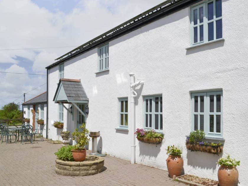 Lovely converted stone barn | Barfield&rsquo;s Cherry Tree Cottage, Canworthy Water, near Crackington Haven