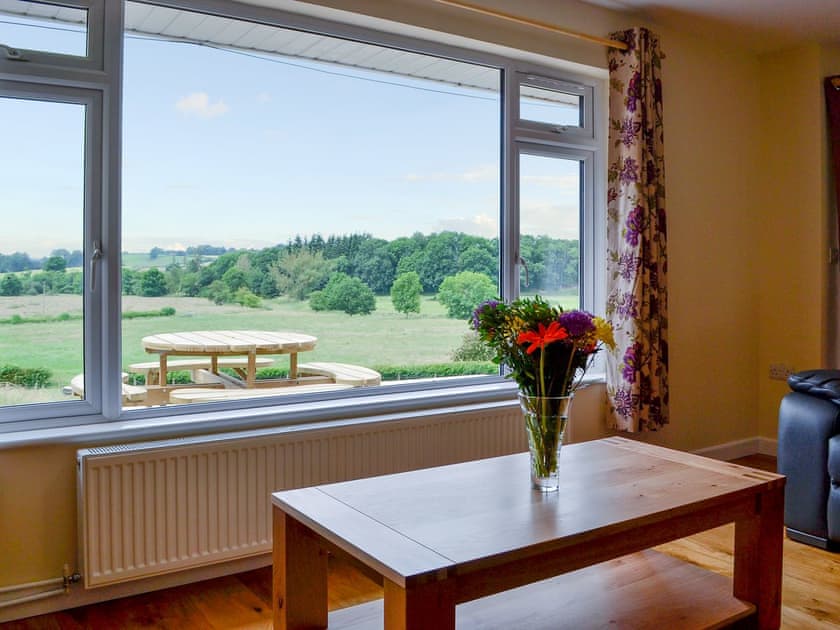 Open plan living space | Dolview, Pen-y-Bont, near Llandrindod Wells