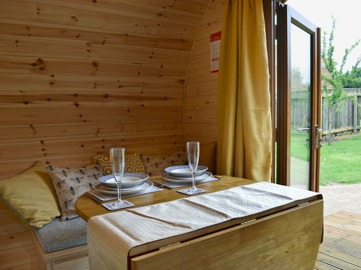 Honeybee Holiday Homes The Hive Ref Uk2291 In Skipsea Near