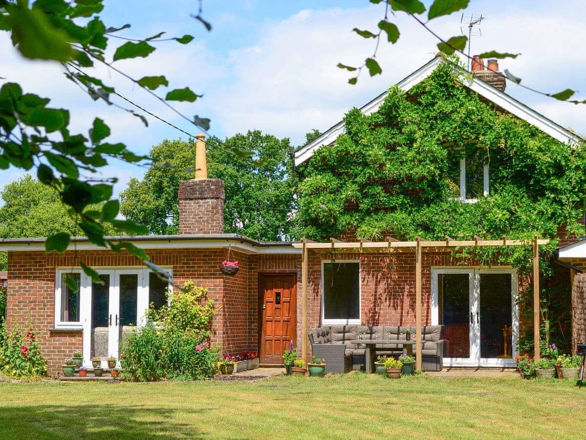 Oakdene Lodge - Holiday lodge in South West England - Image 1