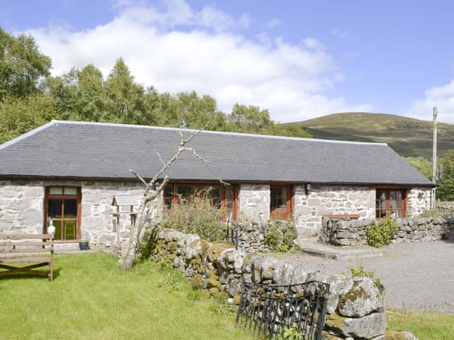Rowan Tree Cottage Ref S4216 In Glenisla Angus Cottages Com