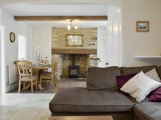The Plough Ref Ukc2178 In Bampton Near Witney Oxfordshire