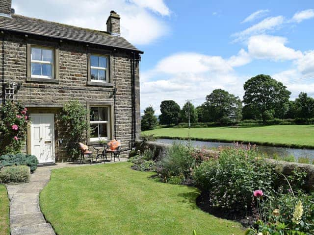 River View Cottage Ref Uk2184 In Gargrave Near Skipton