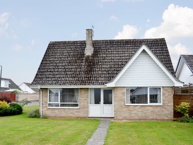 Valley View Ref 50302 In Seaton Devon Cottages Com