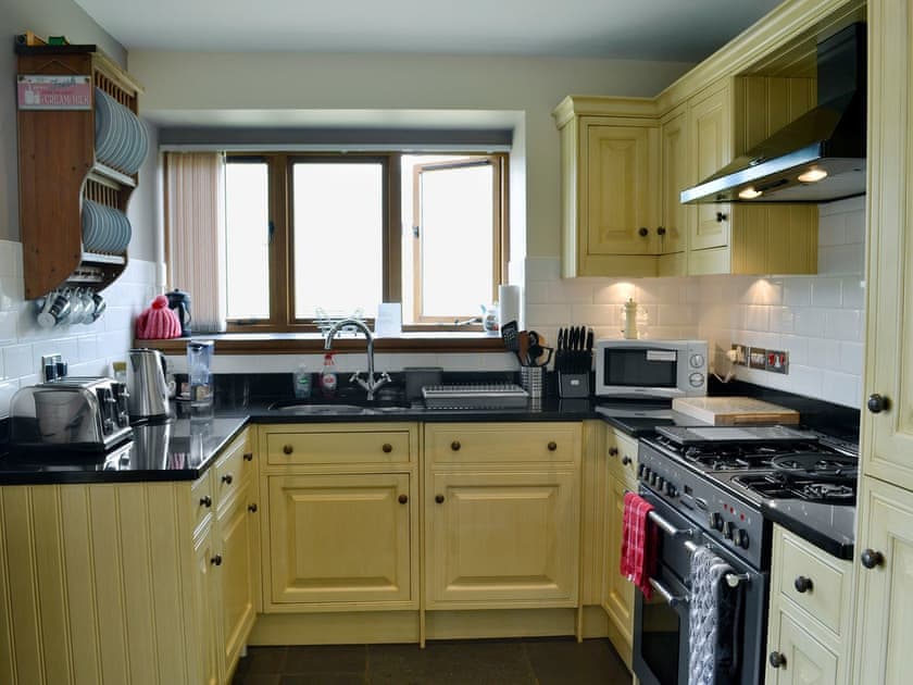 Well equipped kitchen | Bwthyn Clyd, Llangollen, near Wrexham