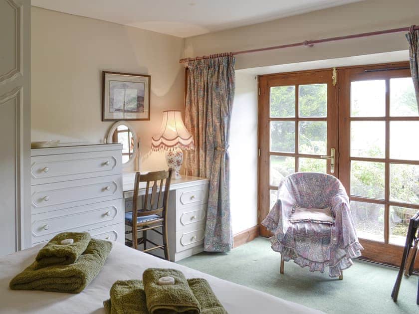 Ample storage within double bedroom | Rowan Tree Cottage, Glenisla