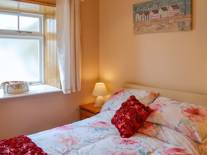 Warm and inviting double bedroom | Freya Cottage & Christine CottageFreya Cottage, Flamborough