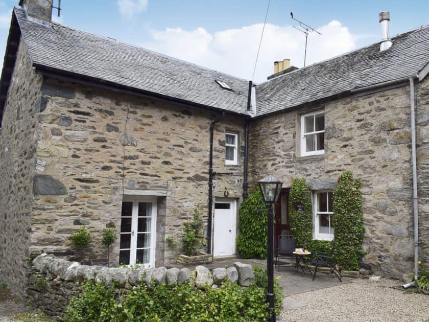 Pretty, stone built, semi-detached cottage | Toad Hall, Aberfeldy