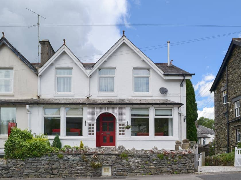 Spacious double-fronted Lakeland holiday home | Redruth, Bowness-on-Windermere