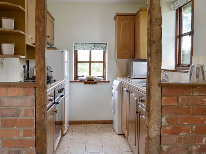 Fully equipped kitchen | Chessons FarmStable Cottage, Wadhurst, near Tunbridge Wells