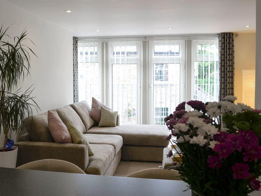 Contemporary Lounge | Back o’ the Beck, Skipton
