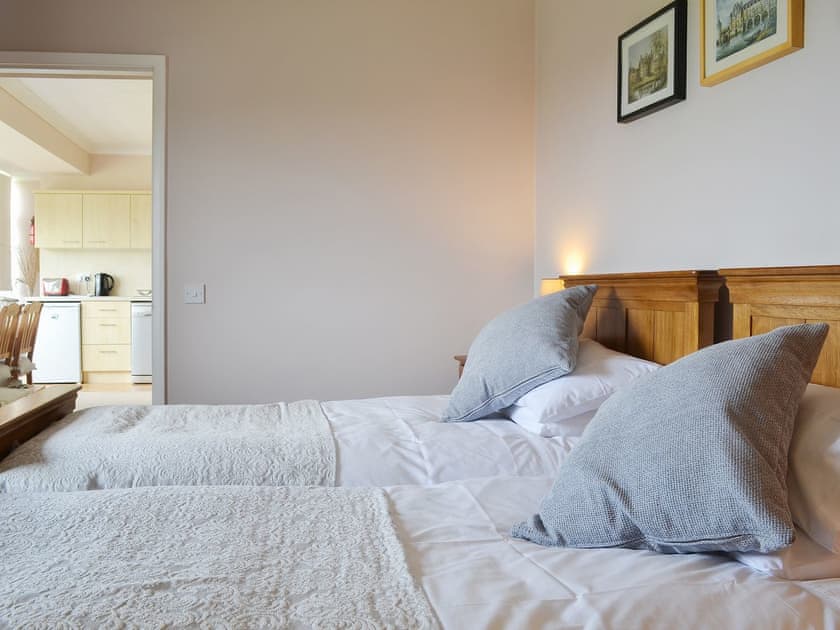 Comfortable twin bedroom | Jasmine Cottage, Consett, near Durham