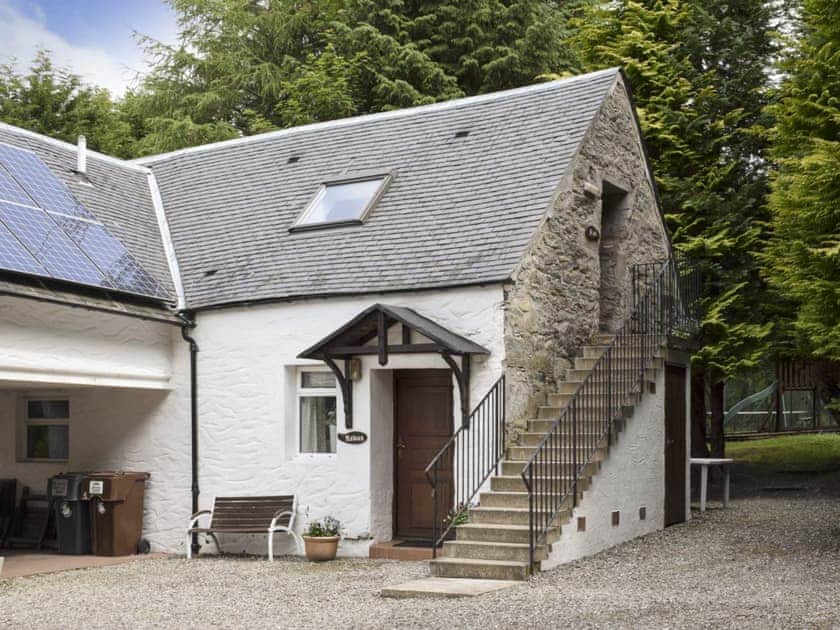 Immaculately presented cottages  | Alder, Maple - Acharn Lodges, Killin