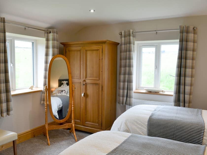 Comfortable twin bedroom | Little Grans Cottage, Ickornshaw, near Cowling