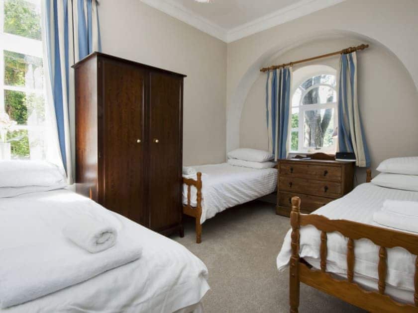 Comfortable triple bedroom | Ringrone 3, Salcombe