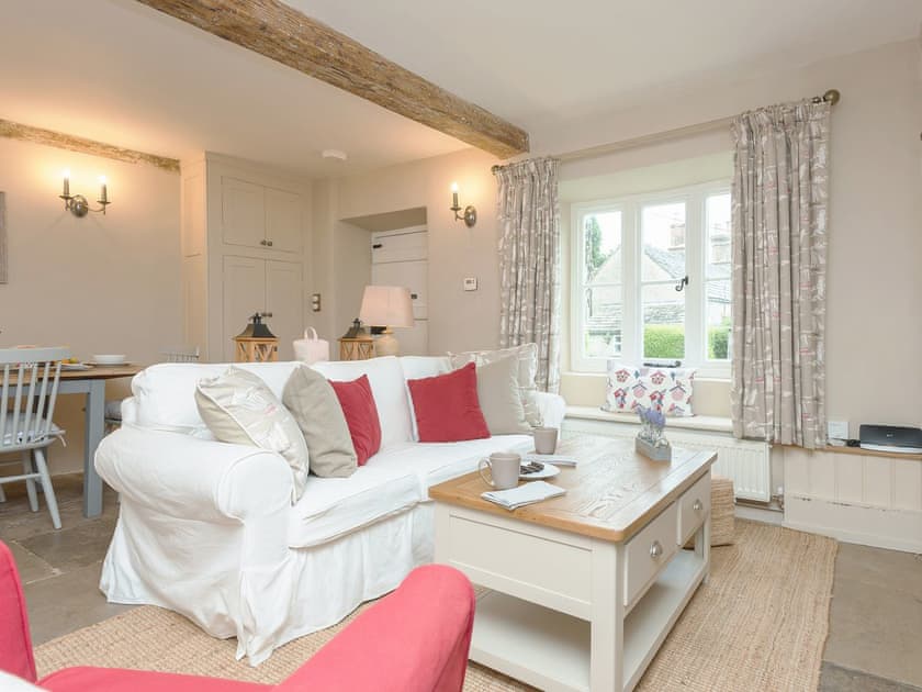 Delightful living/ dining room | Sweet Pea Cottage, Kingston, near Corfe Castle