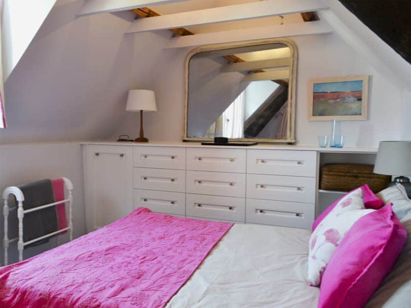 Double bedroom | Cottage By The Quay, Lymington