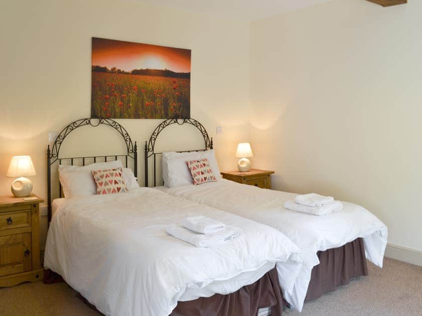 Twin bedroom | The Gearings - Spindlestone Mill Apartments, Belford, near Bamburgh