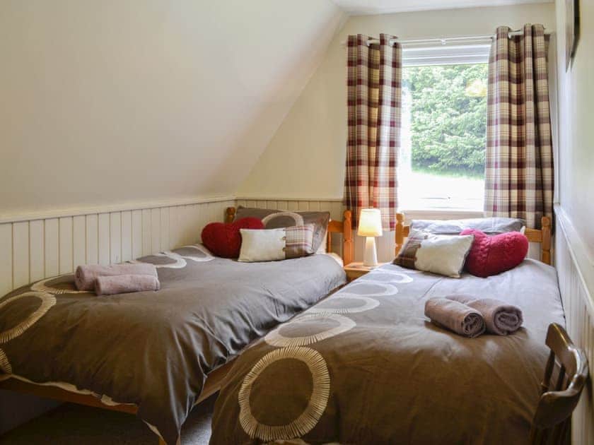 Lovely twin bedded room | Glenlivet View, Glenlivet, near Dufftown
