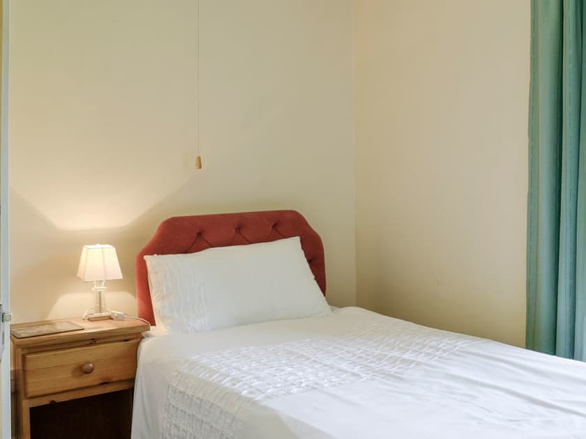 Peaceful single bedroom | Hazeldene - Murton Farm, Murton, near Swansea