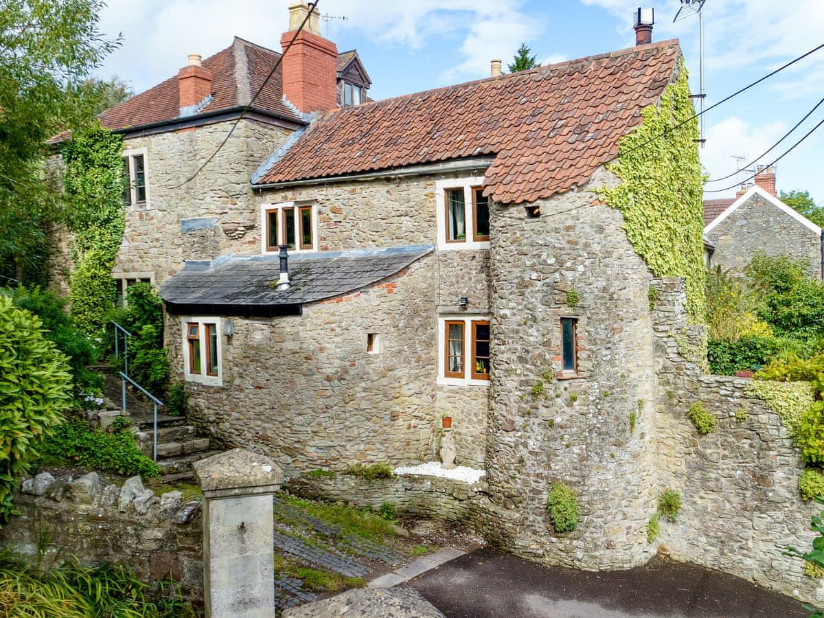 The Turrets Ref Ukc2313 In Coleford Near Frome Somerset