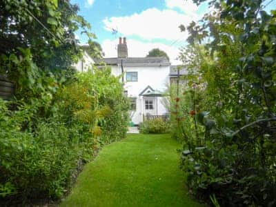 Rose Cottage Ref Ukc2295 In Saffron Walden Essex Cottages Com