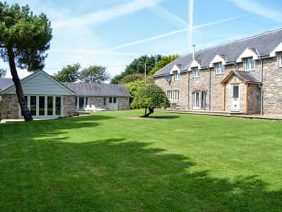 Stoney End In Lelant Near St Ives Cornwall Blue Chip Holidays