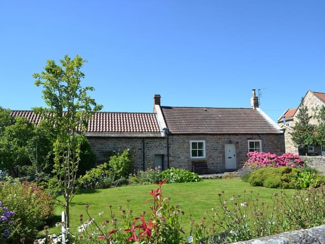 The Cottage Ref 25237 In Whorlton Near Barnard Castle County