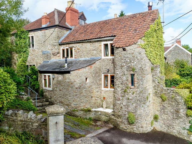 The Turrets Ref Ukc2313 In Coleford Near Frome Somerset