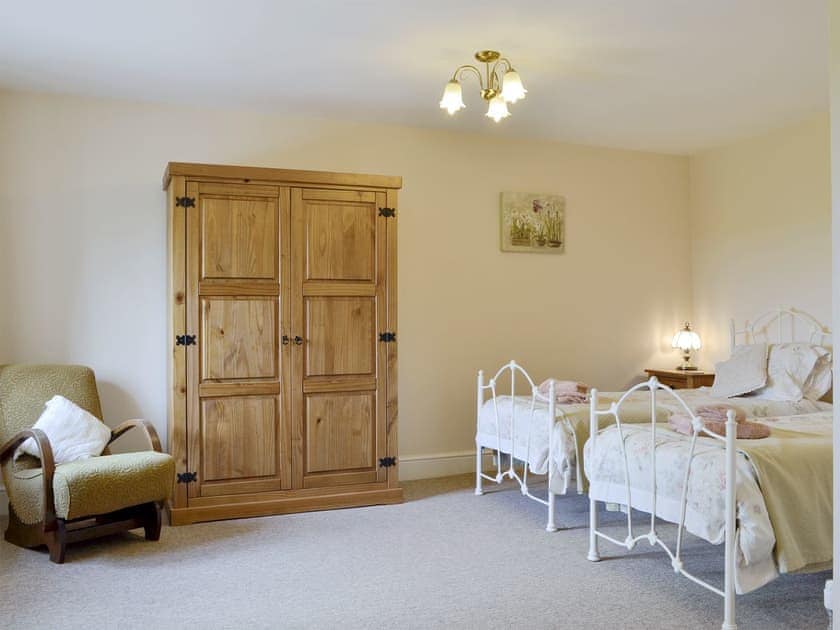 Spacious twin bedroom | White Hill Farm Cottage, Wonastow, near Monmouth