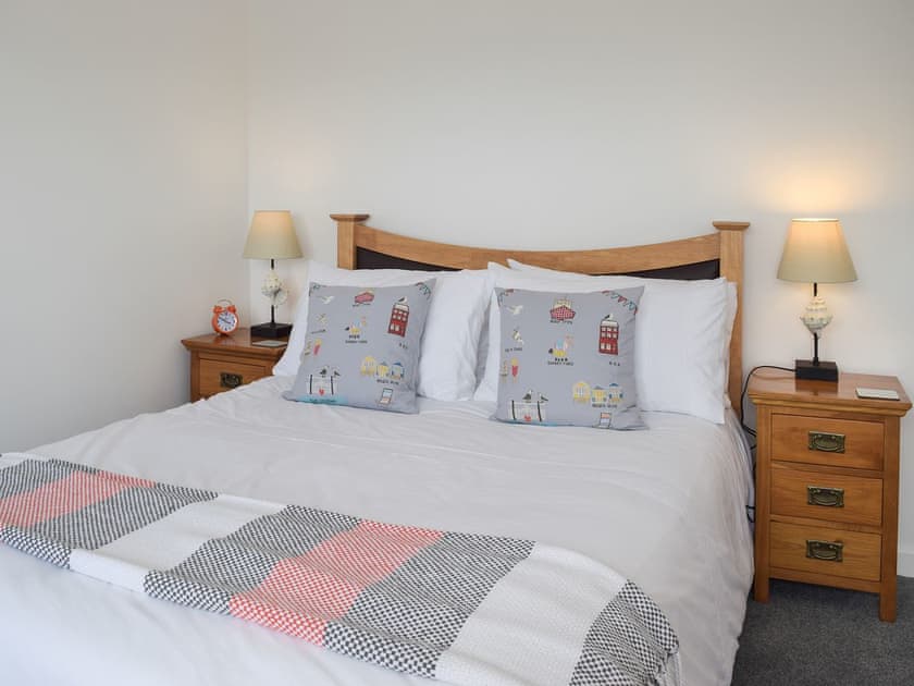 Double bedroom | Caldey View, Near Stepaside, Saundersfoot