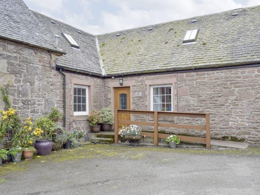 Appealing holiday home | The Stables - Loch Lomond Farm Cottages, Balfron Station, near Stirling